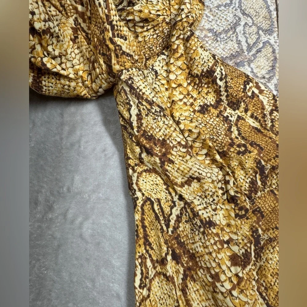 Reformation Eliana Boa Snakeskin Animal Print V Neck Button Front Blouse Small